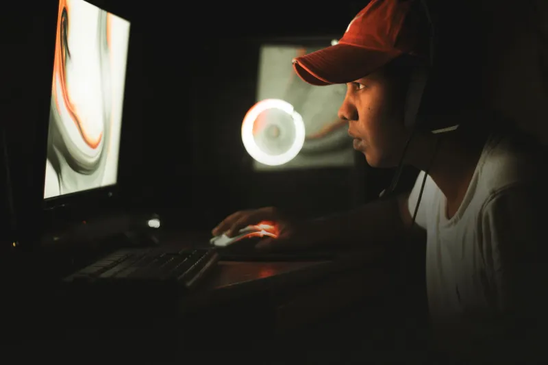 Thread Detectives: How Reddit's Most Obsessed Players Are Cracking Game Mysteries the Studios Won't Touch